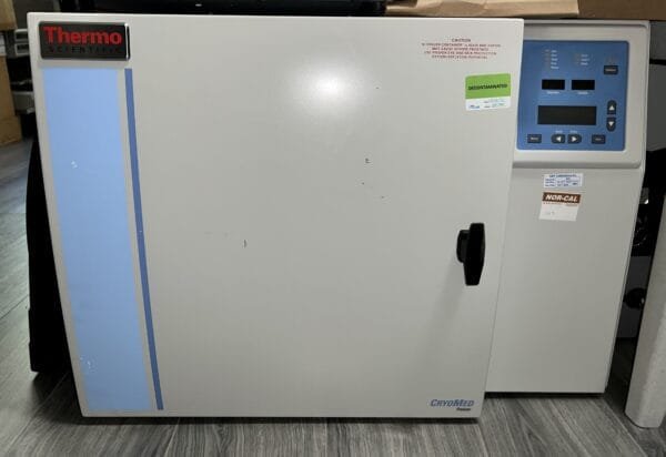 Thermo Fisher Scientific Cryomed Freezer 7450 with Accessories - Image 3