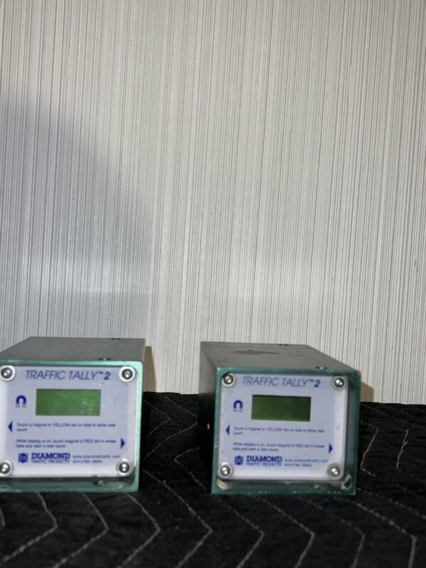 DIAMOND TRAFFIC TALLY 2 Watertight Single Road Tube Accumulator - Image 3